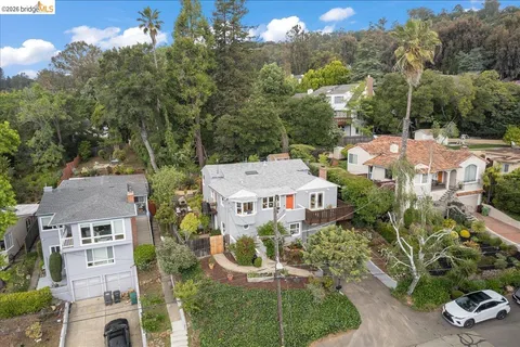 $1,029,000 | 4425 Norton Avenue, Oakland, CA 94602