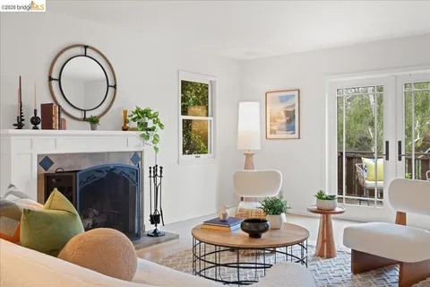 $1,029,000 | 4425 Norton Avenue, Oakland, CA 94602