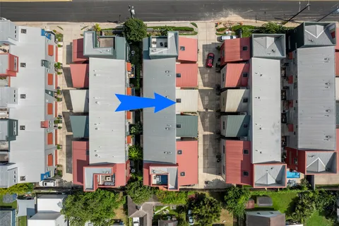 $339,999 | 3018 Commerce Street, Houston, TX 77003