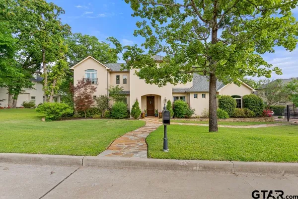 $908,400 | 2907 Stewart Way, Tyler, TX 75709