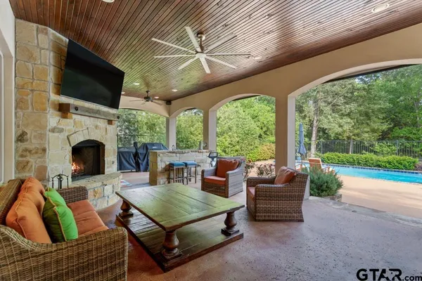 $908,400 | 2907 Stewart Way, Tyler, TX 75709