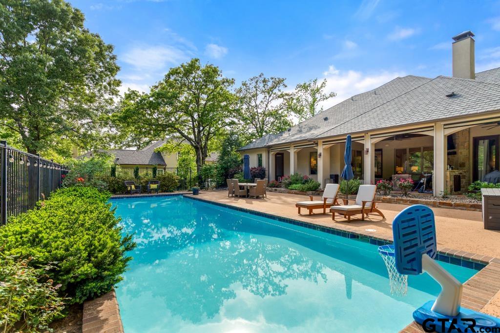 2907 Stewart Way Tyler, TX 75709 - Photo 33 of 45 a view of a house with swimming pool and sitting area