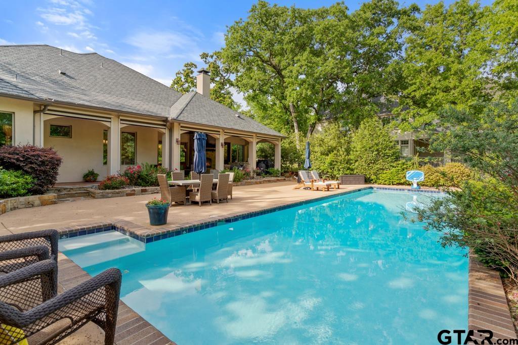 2907 Stewart Way Tyler, TX 75709 - Photo 34 of 45 a view of a house with swimming pool and sitting area