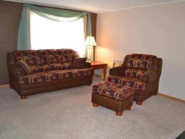 1404 Eagle Street Rhinelander, WI 54501 - Photo 2 of 20 Gallery Image 2