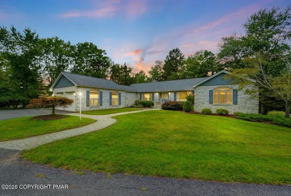 $765,000 | 30 Briarleigh Drive, East Stroudsburg, PA 18301