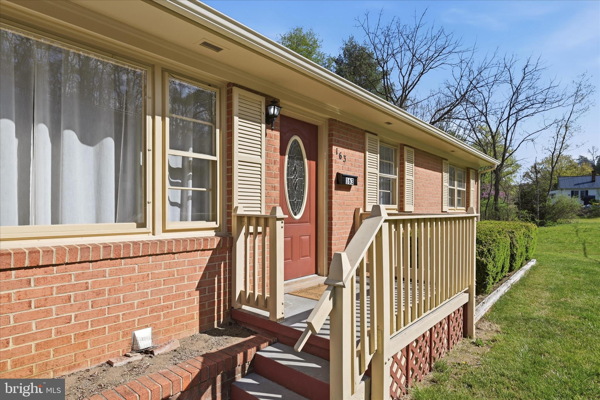 163 Dicks Hollow Road Winchester, VA 22603 - Photo 4 of 60 Front Door