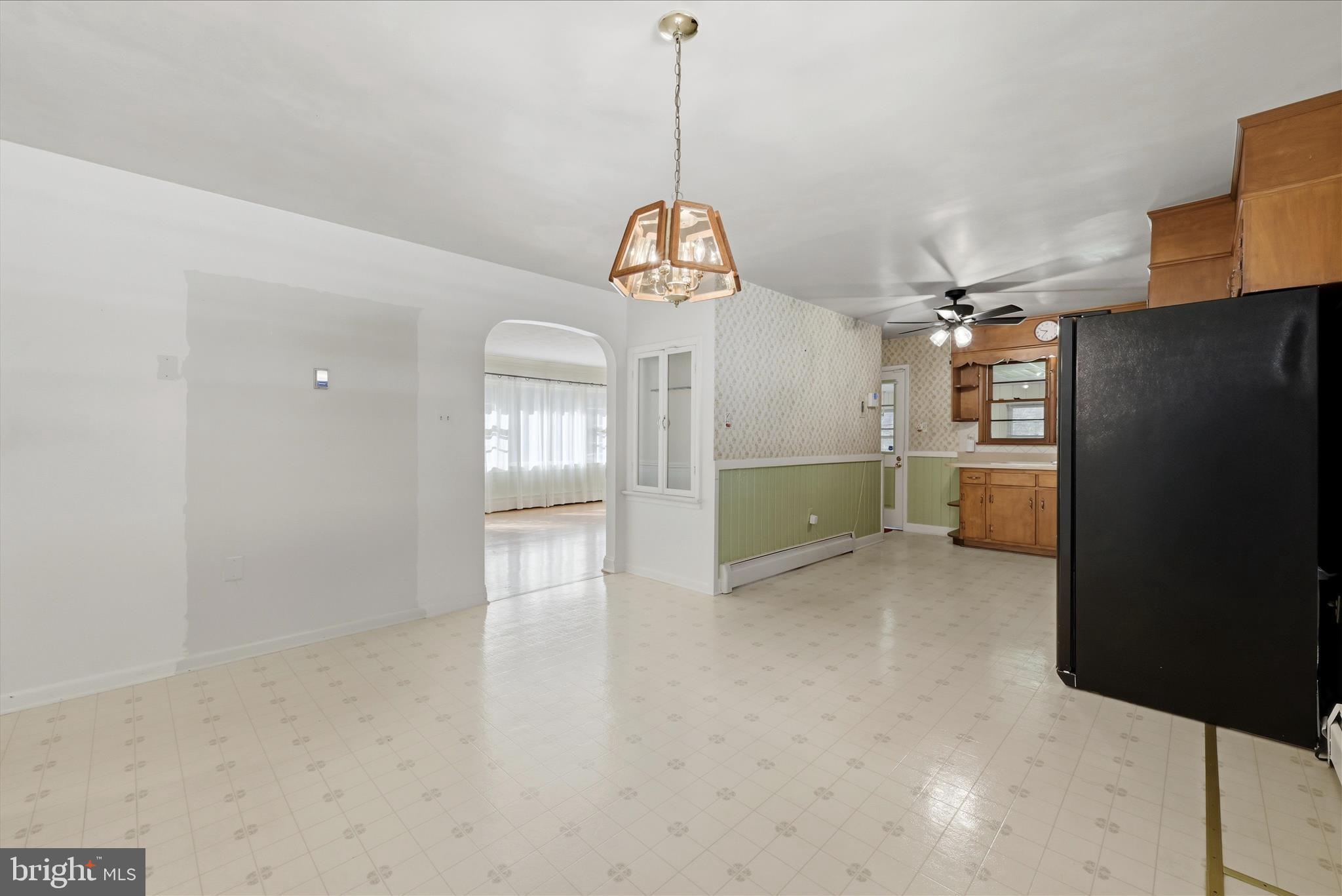 163 Dicks Hollow Road Winchester, VA 22603 - Photo 10 of 60 Dining Area