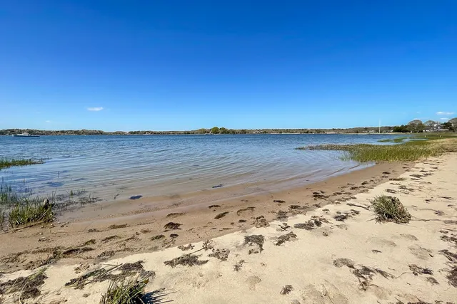 $4,550,000 | 405 Bridge Street, Osterville, MA 02655