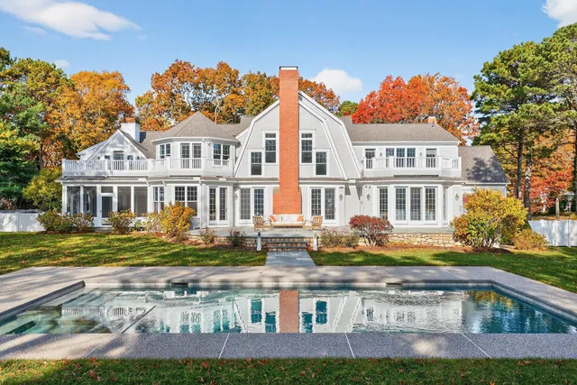 $4,550,000 | 405 Bridge Street, Osterville, MA 02655
