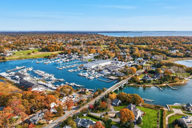 $4,550,000 | 405 Bridge Street, Osterville, MA 02655