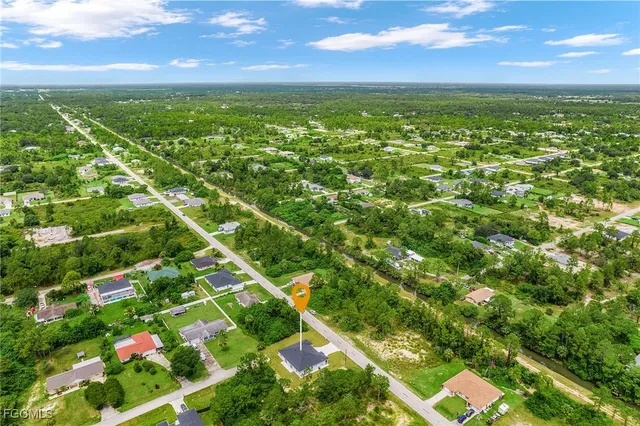 $479,000 | 913 East 12th Street, Lehigh Acres, FL 33972