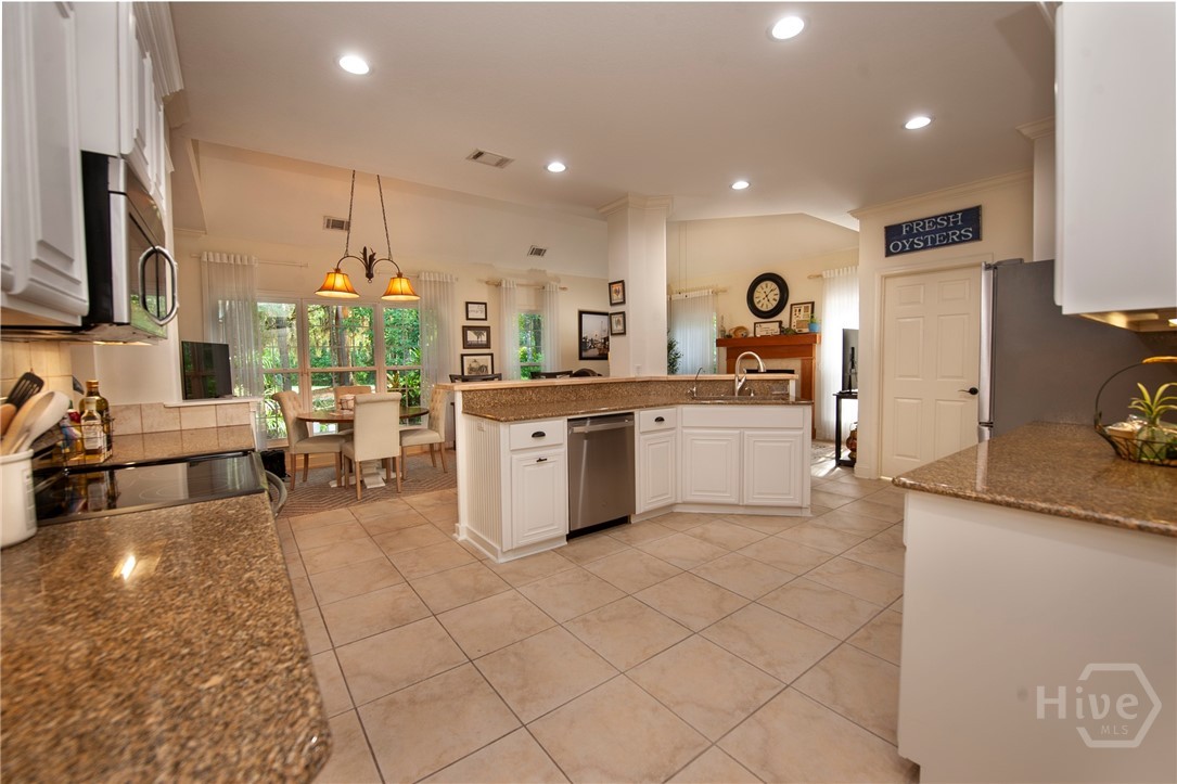 319 Brown Thrush Road Savannah, GA 31419 - Photo 11 of 23 Gallery Image 11