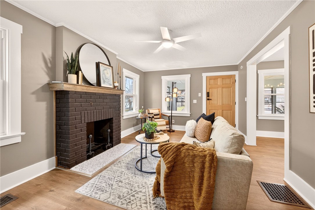 46 Maynard Street Greece, NY 14615 - Photo 5 of 19