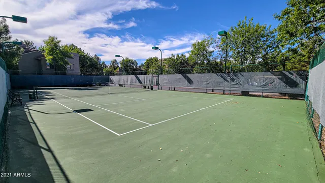 a view of a tennis court