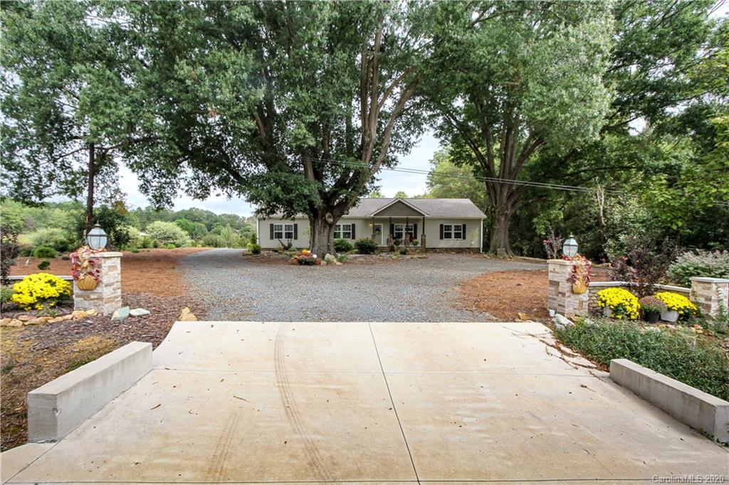 28156 Pole Running Road Mount Pleasant, NC 28124 - Photo 3 of 48 Gallery Image 3