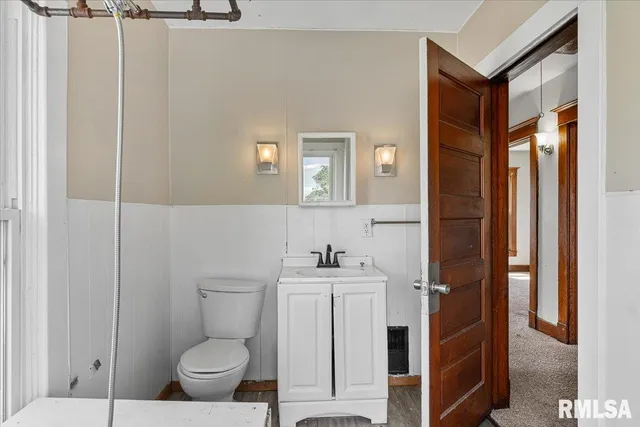 $69,900 | 2621-5 5 1/2 Avenue, Rock Island, IL 61201