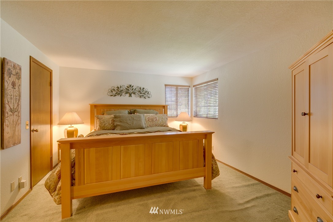 23303 21st Avenue Southeast Bothell, WA 98021 - Photo 11 of 23 Gallery Image 11
