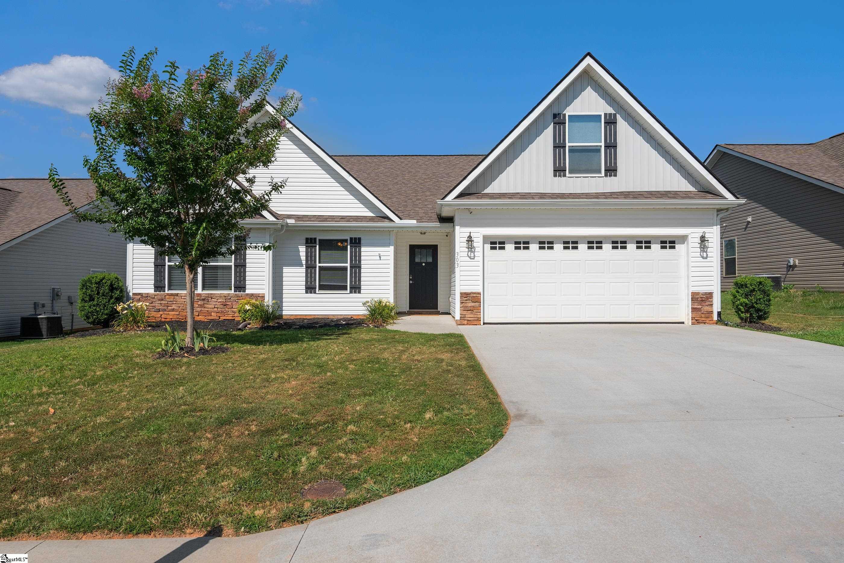 303 Catterick Way Fountain Inn, SC 29644 - Photo 1 of 21 Gallery Image 1