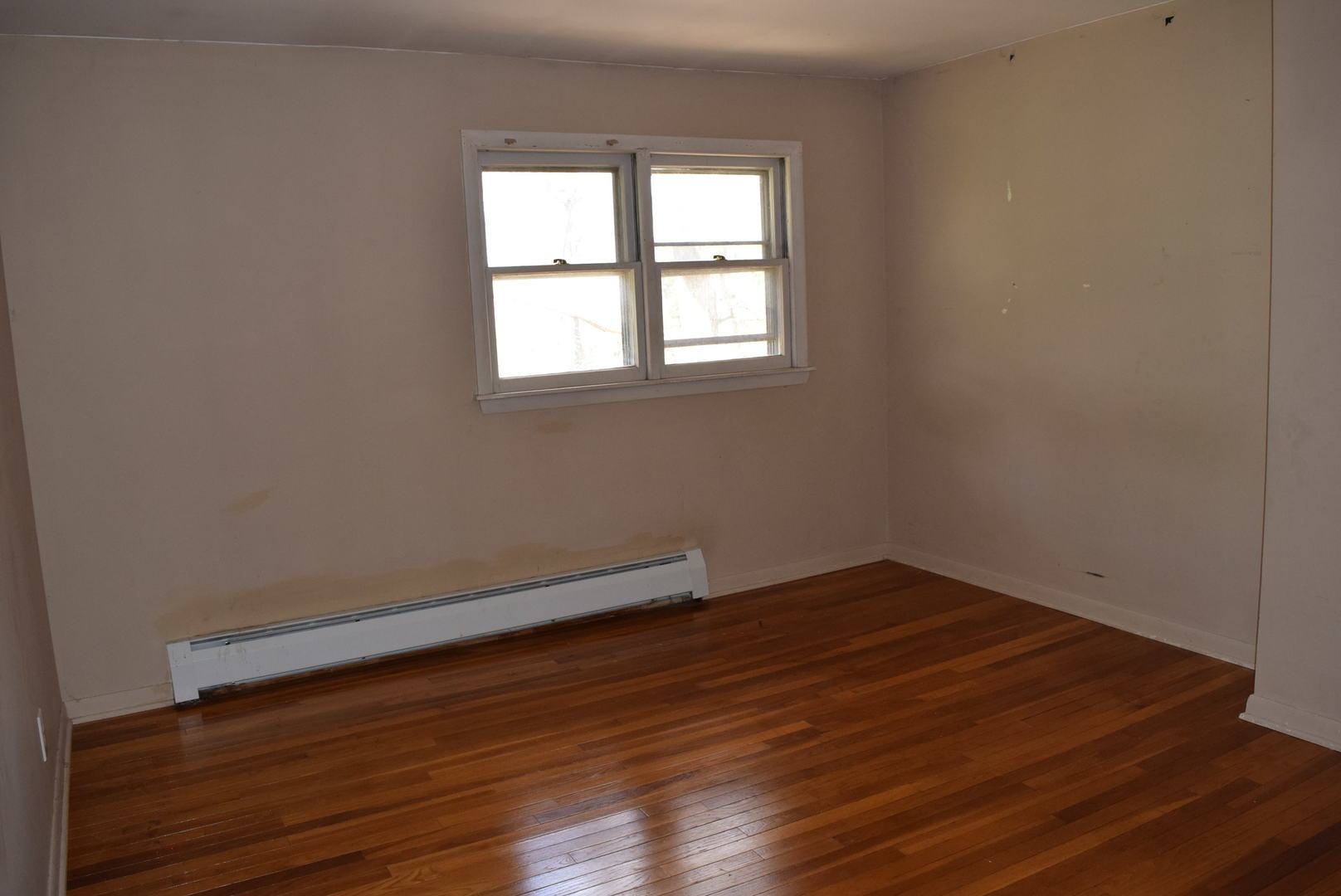 8N767 Crawford Road Elgin, IL 60124 - Photo 7 of 20