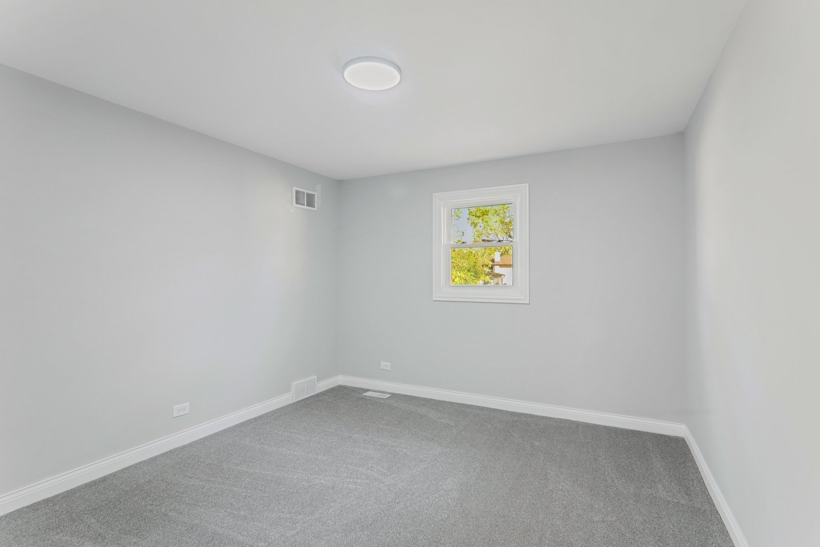 3120 173rd Street Hazel Crest, IL 60429 - Photo 11 of 24 a view of an empty room