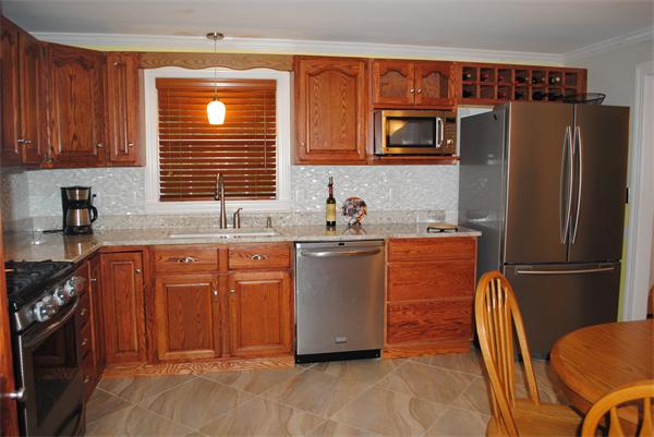 33 Ridley Road Dedham, MA 02026 - Photo 8 of 26 Gallery Image 8