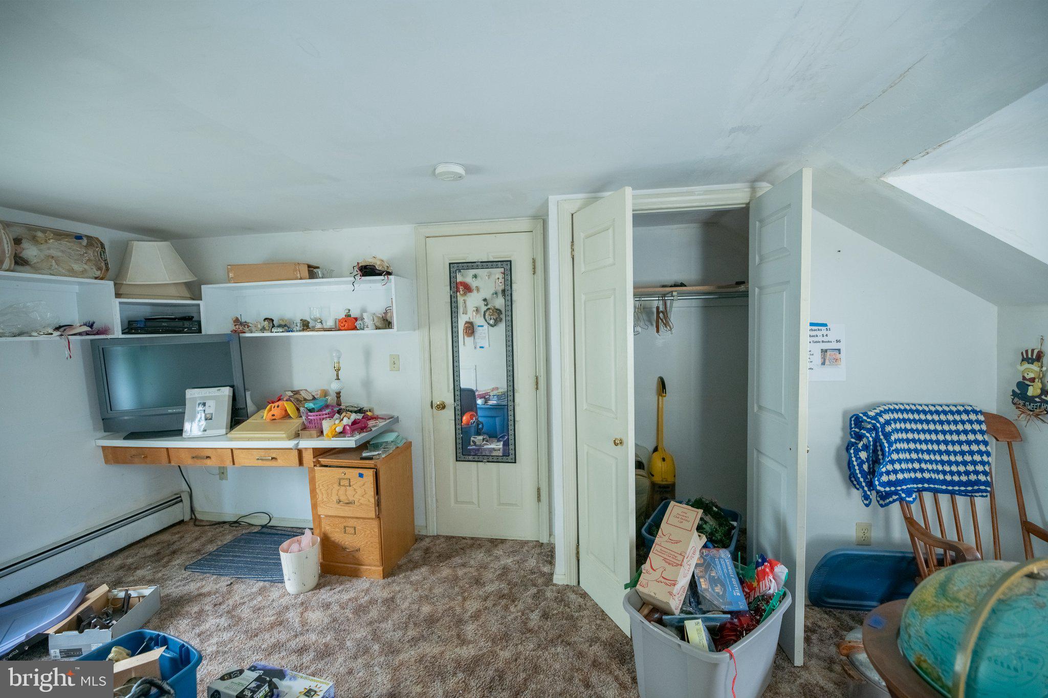 57 Diverty Road Pennington, NJ 08534 - Photo 39 of 86 Cozy room with charming potential.