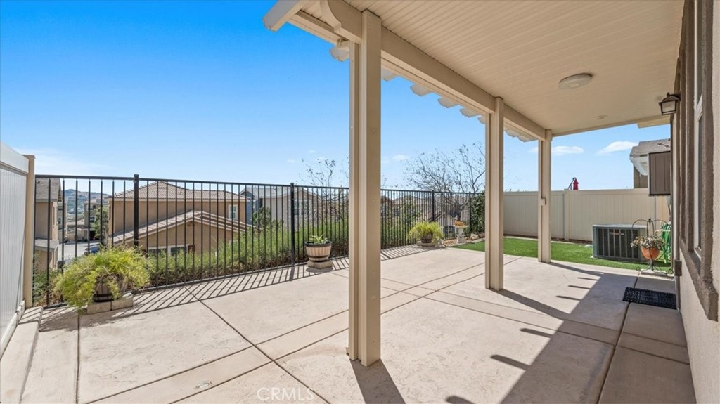 7340 Garnet Ridge Road Jurupa Valley, CA 92509 - Photo 16 of 26