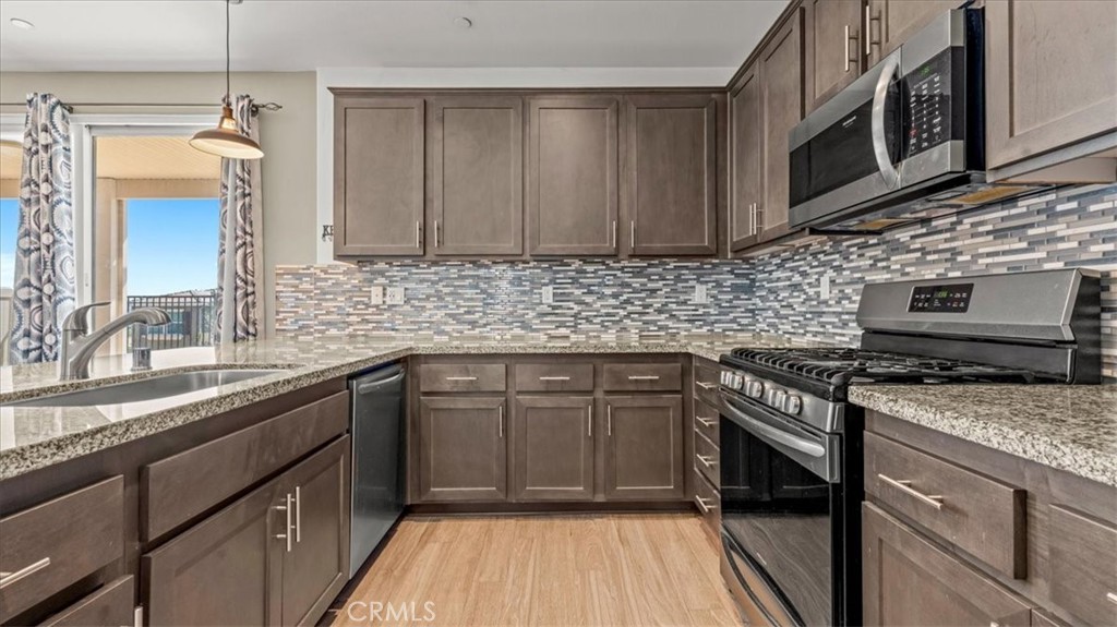 7340 Garnet Ridge Road Jurupa Valley, CA 92509 - Photo 5 of 26