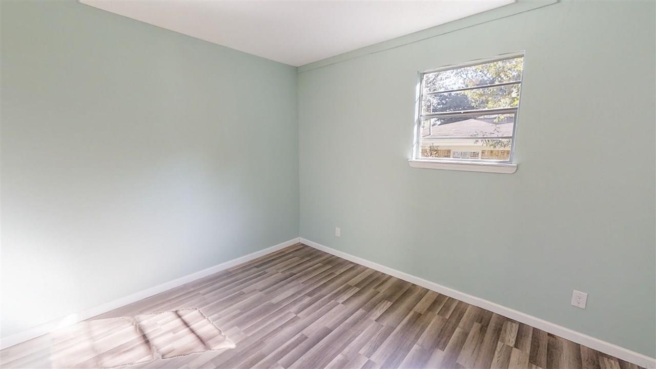 6569 Oakcrest Road Milton, FL 32570 - Photo 18 of 35 Gallery Image 18