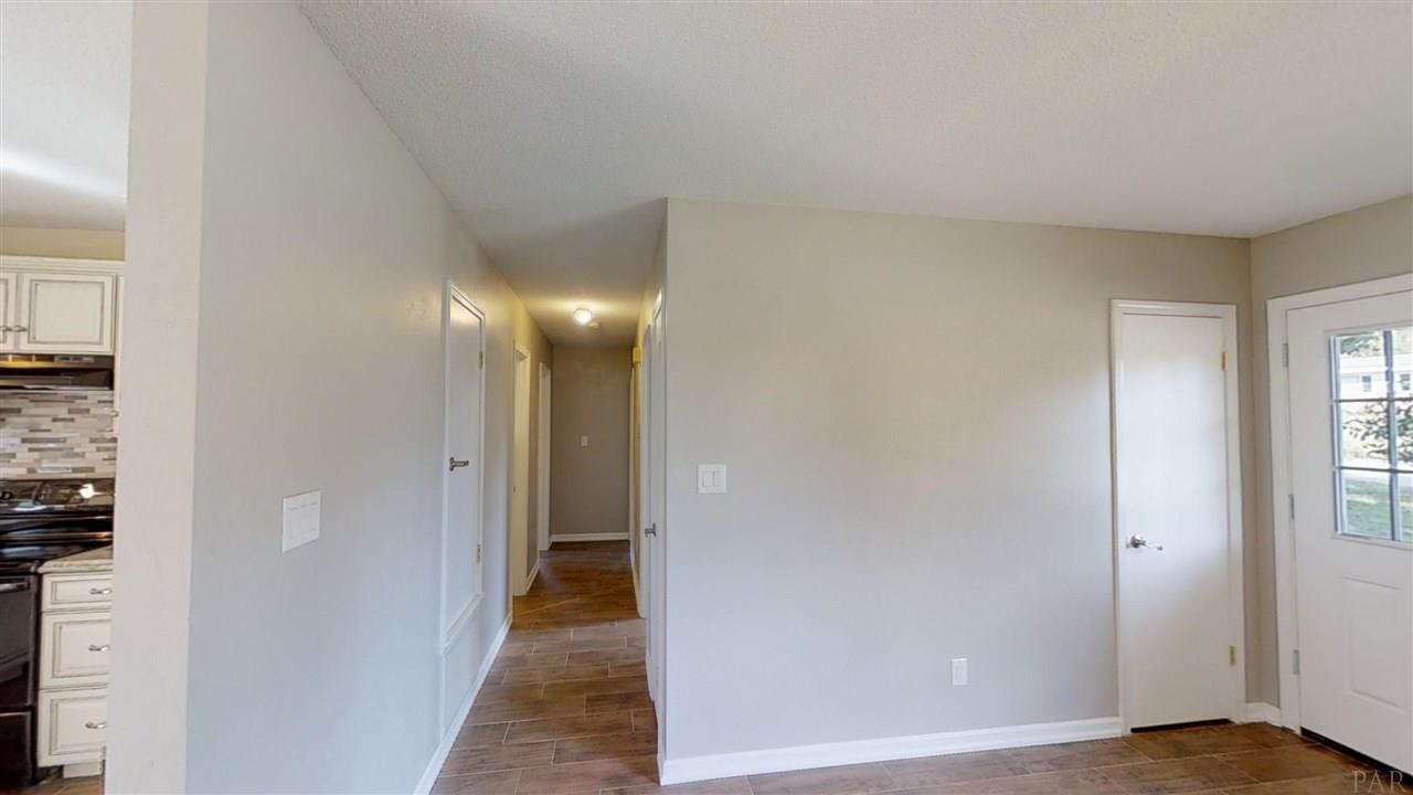 6569 Oakcrest Road Milton, FL 32570 - Photo 30 of 35 Gallery Image 30