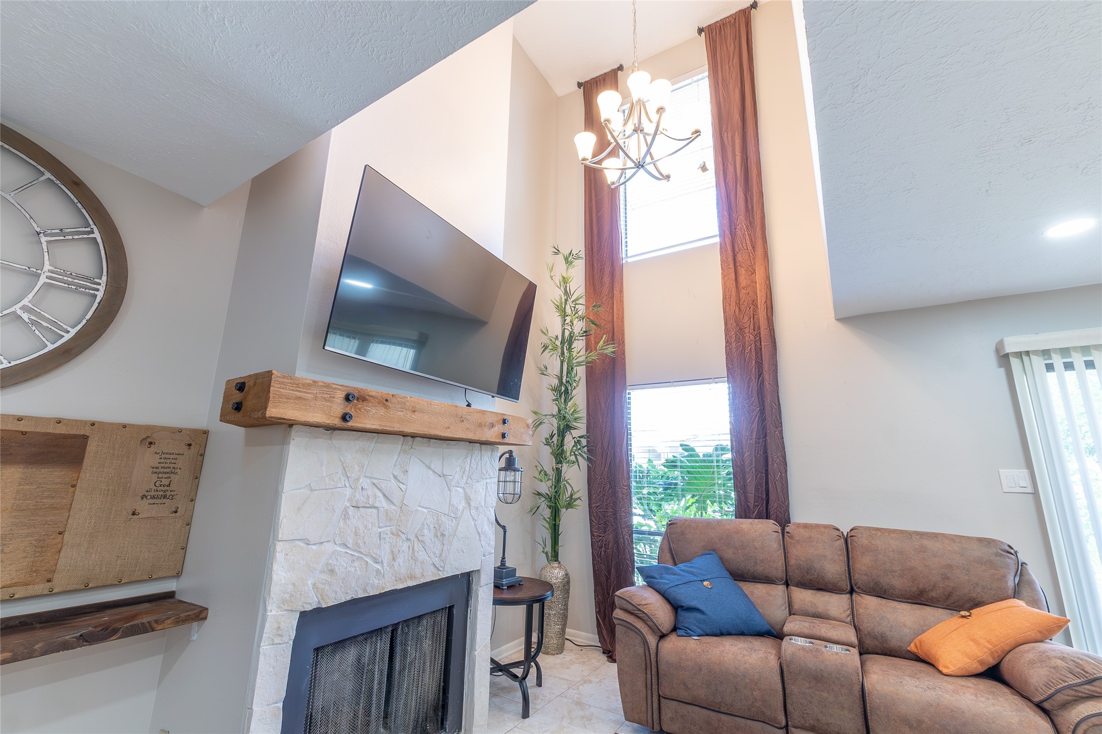 38 Regency Point Montgomery, TX 77356 - Photo 10 of 49 chandelier shows off height.