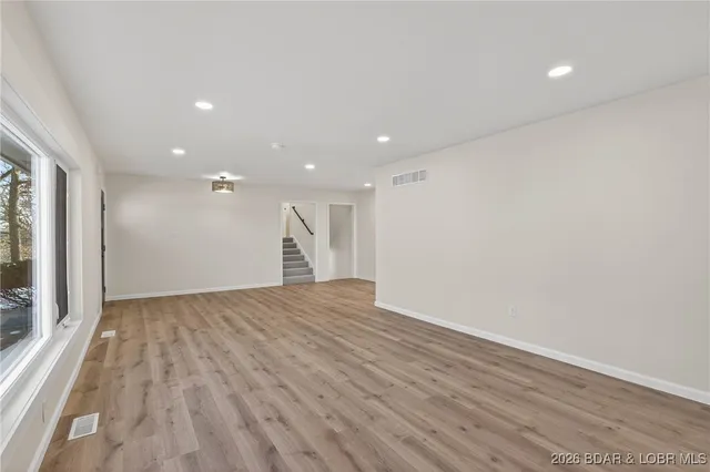 $354,900 | 929 Elm Drive, Warsaw, MO 65355