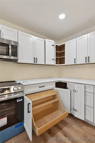 $354,900 | 929 Elm Drive, Warsaw, MO 65355