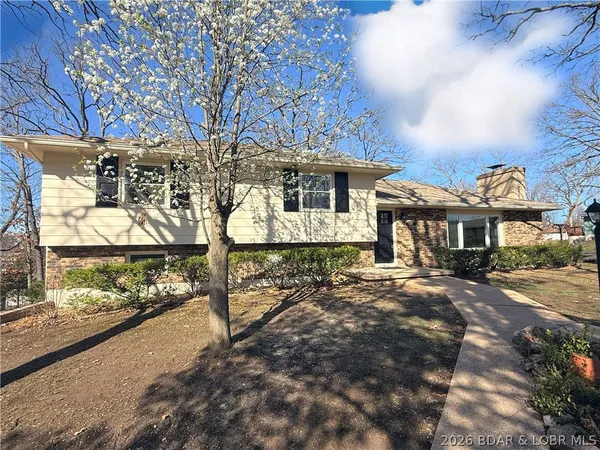 $349,900 | 929 Elm Drive, Warsaw, MO 65355