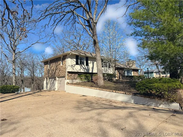 $349,900 | 929 Elm Drive, Warsaw, MO 65355