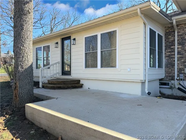 $349,900 | 929 Elm Drive, Warsaw, MO 65355