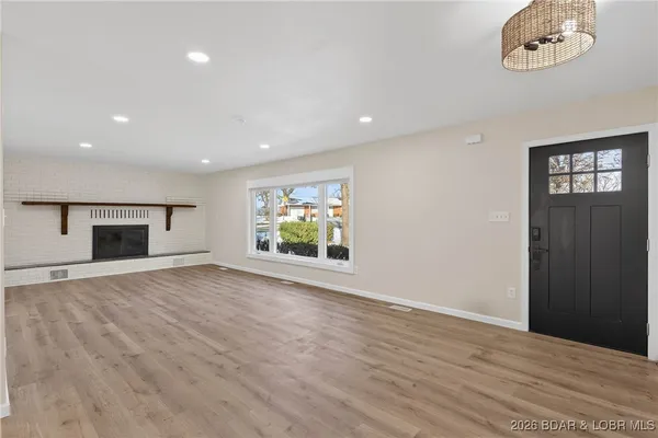 $349,900 | 929 Elm Drive, Warsaw, MO 65355