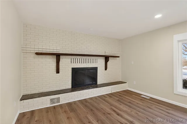 $354,900 | 929 Elm Drive, Warsaw, MO 65355