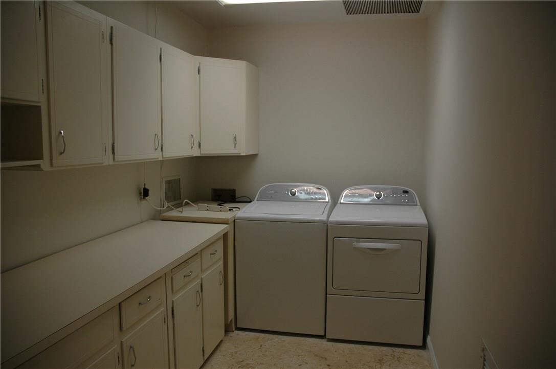 4271 Northeast 23rd Terrace Lighthouse Point, FL 33064 - Photo 26 of 32 Photo 26