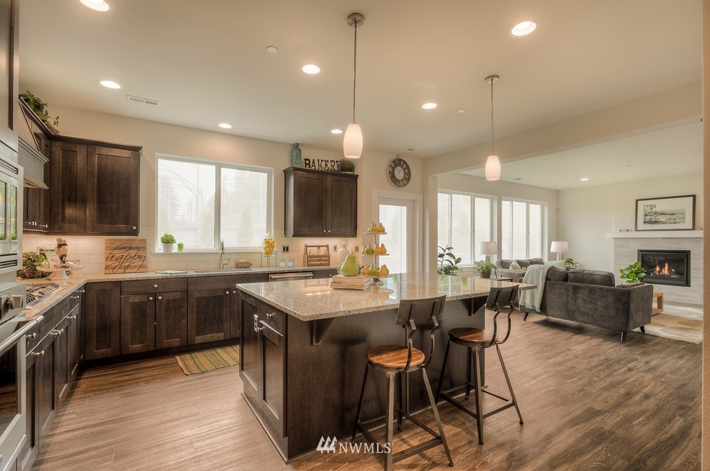 323 221st Place Southwest, Unit L1001 Bothell, WA 98021 - Photo 2 of 22