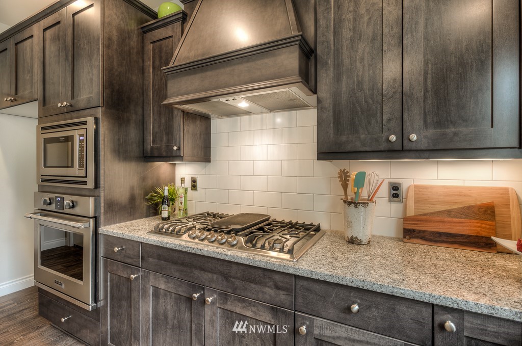 323 221st Place Southwest, Unit L1001 Bothell, WA 98021 - Photo 11 of 22