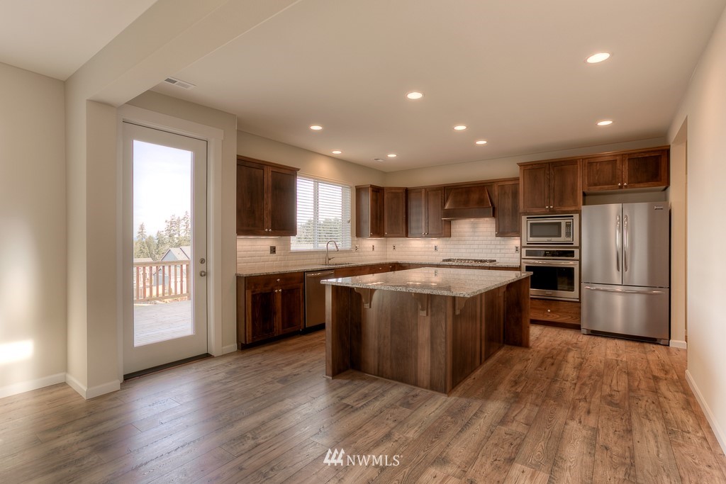 323 221st Place Southwest, Unit L1001 Bothell, WA 98021 - Photo 3 of 22