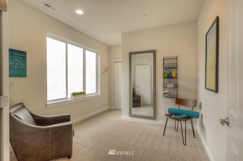 323 221st Place Southwest, Unit L1001 Bothell, WA 98021 - Photo 5 of 22
