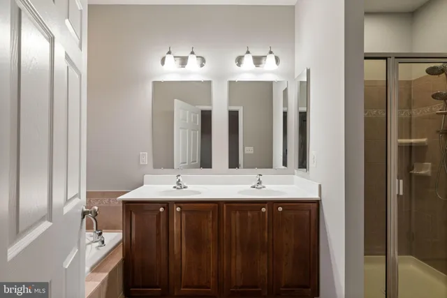 $525,000 | 2116 Abbottsbury Way, Woodbridge, VA 22191