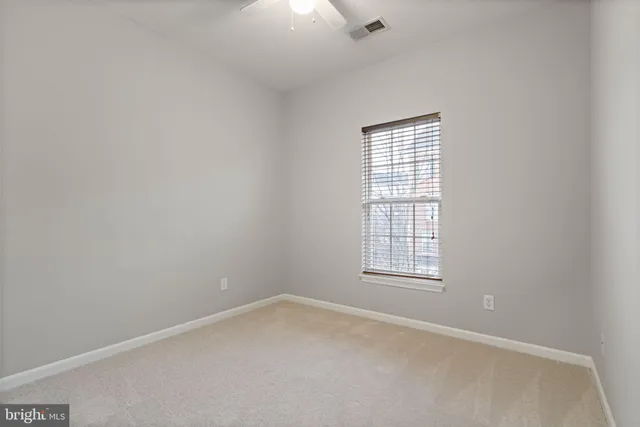 $525,000 | 2116 Abbottsbury Way, Woodbridge, VA 22191