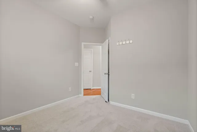 $525,000 | 2116 Abbottsbury Way, Woodbridge, VA 22191