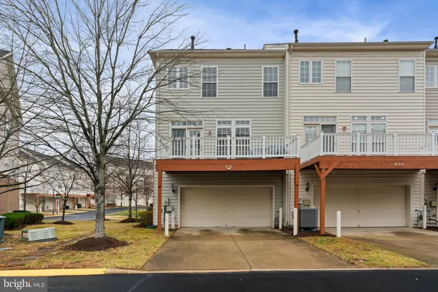 $525,000 | 2116 Abbottsbury Way, Woodbridge, VA 22191