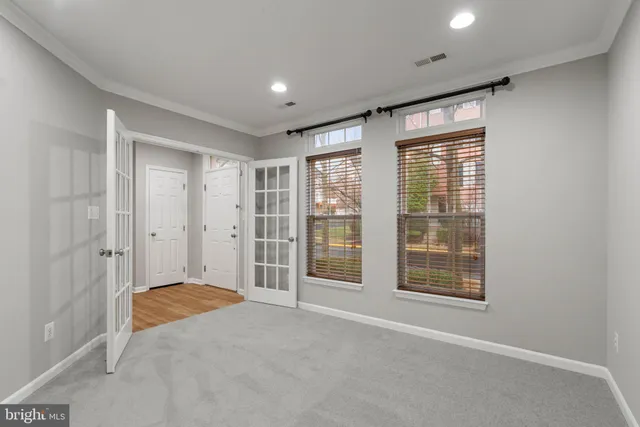 $525,000 | 2116 Abbottsbury Way, Woodbridge, VA 22191