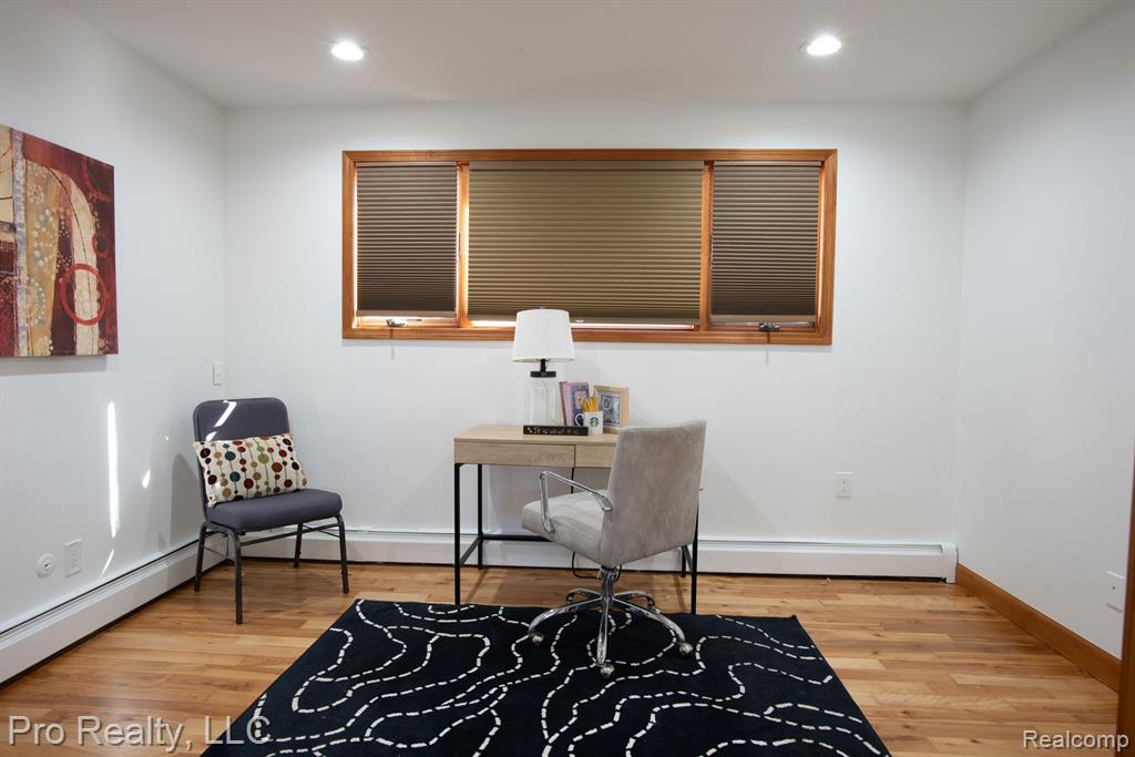 29632 Pond Ridge Road Farmington Hills, MI 48334 - Photo 17 of 32
