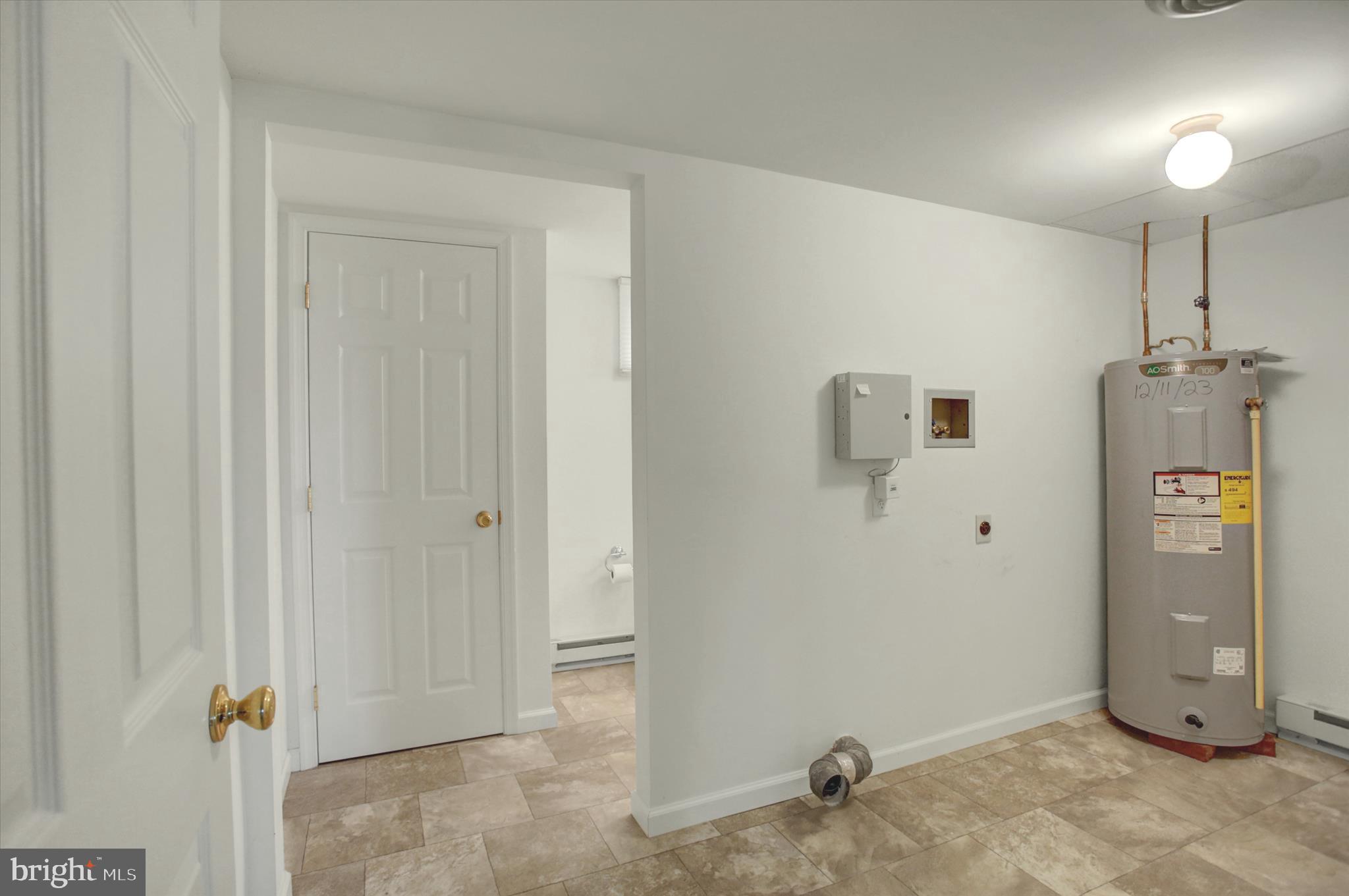232 Mt Union Road Fayetteville, PA 17222 - Photo 12 of 39 Laundry room